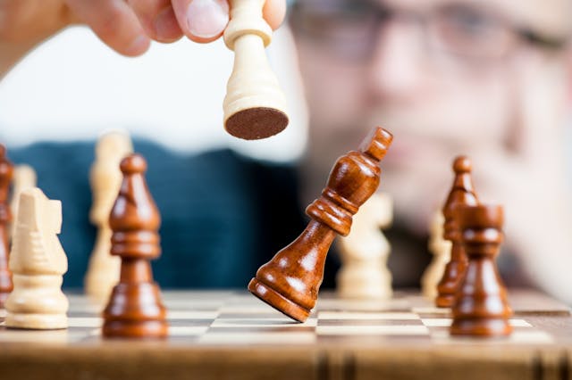 Jonathan Spiteri -4 tips for effectively managing shadow strategies in your organisation - Banner